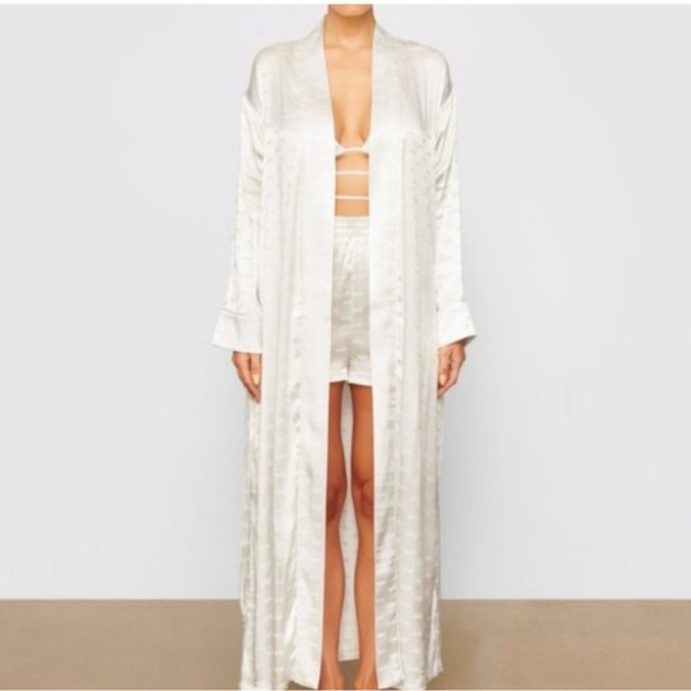 NWT 4pc SKIMS JACQUARD Satin Robe Cami Bralette Sleep Shorts